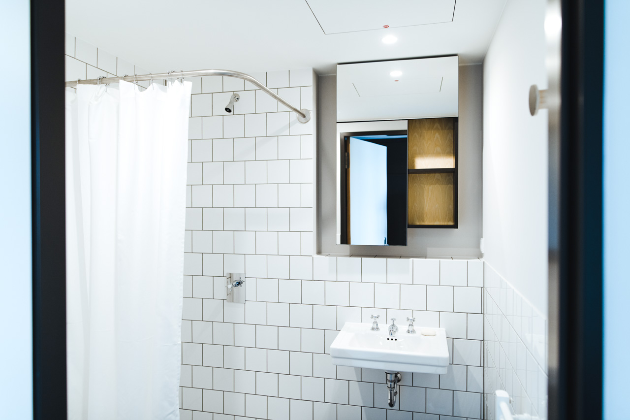 Picture category double deluxe room Neon Wood